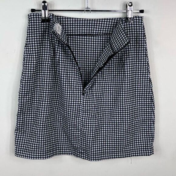 John Galt Gingham Skirt - Picture 3 of 6